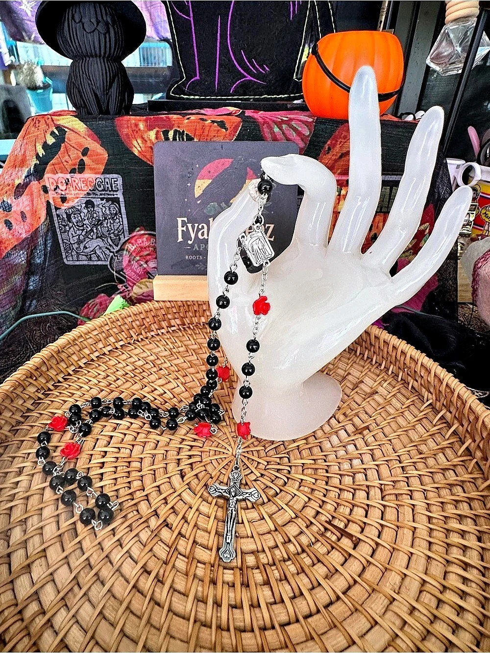 Vampire Rosary – Black Beads & Blood Red Roses